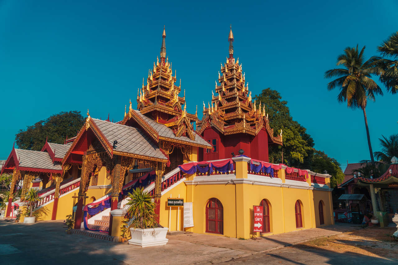 Embrace the vibrant energy of Lampang’s cultural heritage